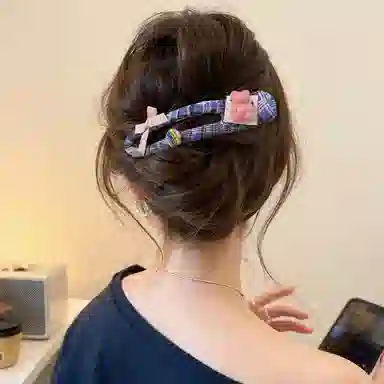 水中玉 撞色蝴蝶结抓夹高级感鸭嘴夹子后脑勺一字发卡头饰 亚克力 发夹 女款