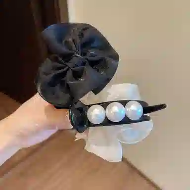 水中玉 高级感花朵抓夹头饰鲨鱼夹盘发发卡发饰氛围感夹子 亚克力 发夹 女款