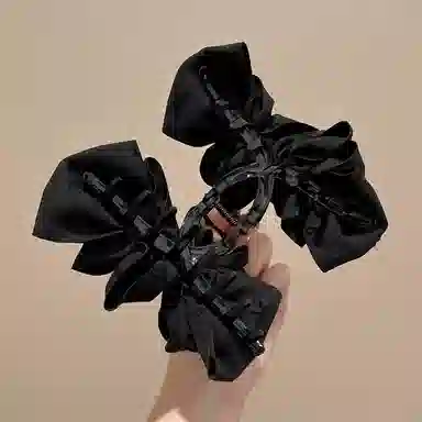水中玉 黑色蝴蝶结抓夹大号鲨鱼夹后脑勺夹子高级感发卡头饰 亚克力 发夹 女款