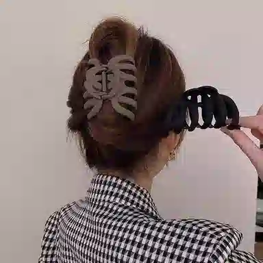 水中玉 南瓜抓夹后脑勺盘发鲨鱼夹发量多夹子气质发卡头饰 亚克力 发夹 女款