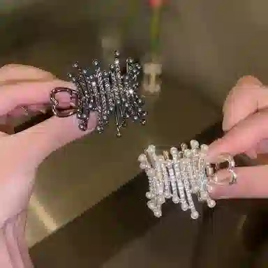 水中玉 高马尾神器固定抓夹高级感闪钻夹子后脑勺鲨鱼夹头饰气质发卡 发夹 女款