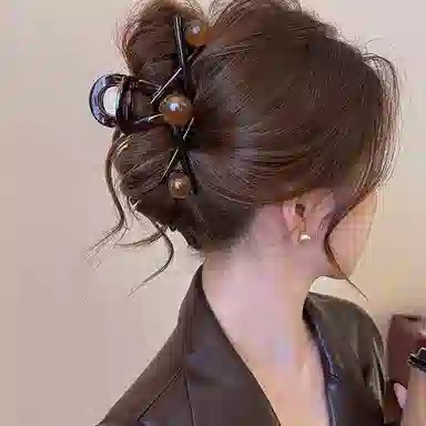 水中玉 珠珠抓夹大号鲨鱼夹后脑勺发卡高级感夹子头饰 亚克力 发夹 女款