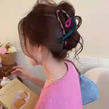 水中玉 韩系波点撞色系抓夹高级感后脑勺盘发鲨鱼夹子发卡头饰 亚克力 发夹 女款