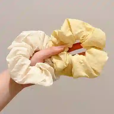 水中玉 韩系奶油色蓬松海绵大肠发圈高级感扎头发发绳头饰 皮筋 头绳 女款