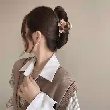 水中玉 可爱卡通抓夹高级感发卡后脑勺盘发大号鲨鱼夹头饰夹子 亚克力 发夹 女款