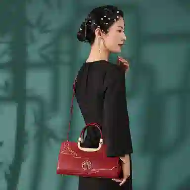 古伊西 云山绵延新中式大气妈妈包 中国风刺绣工艺 牛皮 红色结婚新娘包高级感婚礼手提包 中号 女款 开门红