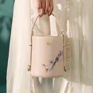 古伊西 喜鹊鸣枝新中式圆筒包 中国风印花工艺 牛皮 旗袍手提包单肩斜挎包 小号 女款 淡樱粉