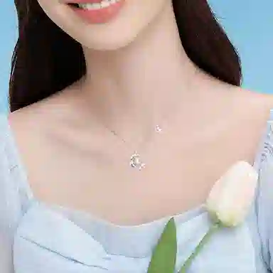 S925