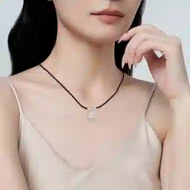 S925