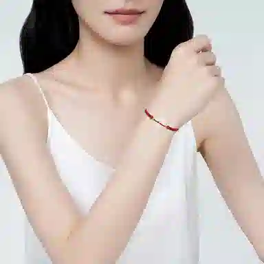 S925
