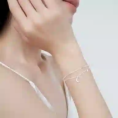 S925