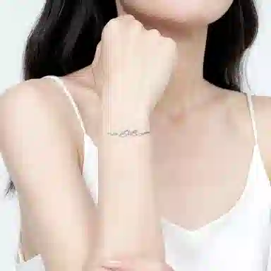 S925