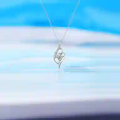 999