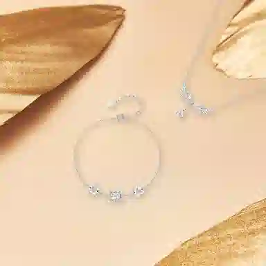 【纯银999 | 莫比乌斯】 凤祥囍事 老凤祥 优雅浪漫温柔小众设计简约学生日常轻奢高级感经典百搭上岸通勤浪漫约会可调节 足银 手链 女款