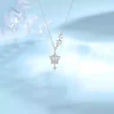 【足银999|爆闪】 凤祥囍事 老凤祥 甜美幸运星 超闪梦幻轻奢小众设计高级感 可爱温柔氛围感璀璨闪耀 少女心锁骨链 #好运 纯银 项链 女款