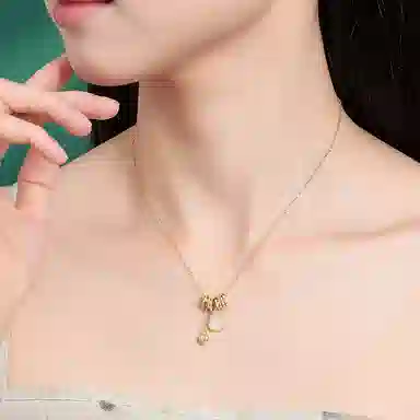 S925