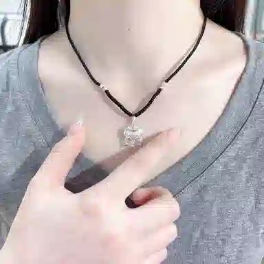 999