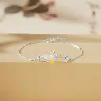 凤祥囍事 老凤祥  一月梅花  复古小众新中式 清冷高级设计极简百搭气质 国风优雅气质时尚花 朵 早日脱单旺桃花#好运 玉髓 手链 女款