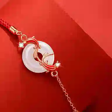 中国珠宝 锦鲤平安扣手饰 新潮设计感冷淡风 小众设计 大气简约 轻奢时尚高级感 日常通勤显气质 小巧精致百搭 玉髓 手链 女款