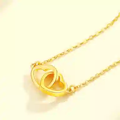 中国珠宝 爱心锁骨链 心心相印恋爱 轻奢高级感 璀璨爰心时尚精致浪漫怦然心动日常通勤精致 足金 按克计价 项链 女款