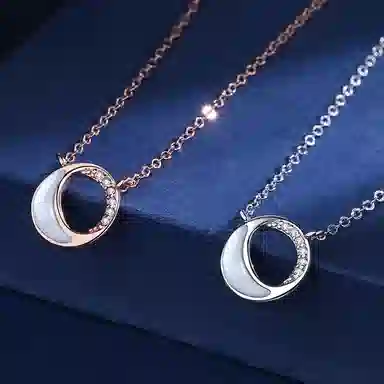 中国珠宝 白月光锁骨链 星辰会陨落  轨道会迁移  或许再也见不到你我会记得  你的光芒温暖过我的眼睛 足银 项链 女款