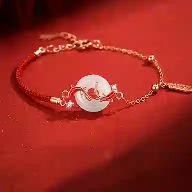 中国珠宝 锦鲤平安扣手饰 新潮设计感冷淡风 小众设计 大气简约 轻奢时尚高级感 日常通勤显气质 小巧精致百搭 玉髓 手链 女款