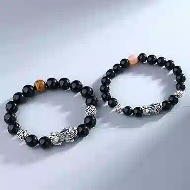 中国珠宝 貔貅祥瑞守护招财进宝 以八方之财为食 吞万物而不泄 平安喜乐 事事顺心 精雕细琢 栩栩如生 黑曜石 手串 男女同款情侣款