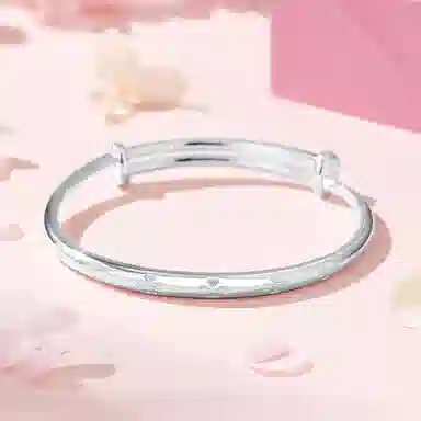 中国珠宝 四叶草推拉 爱心的四叶草 每一片都是爱你的形状  时来运转一帆风顺 新中式国潮风 轻奢精致高级感 足银 手镯 女款