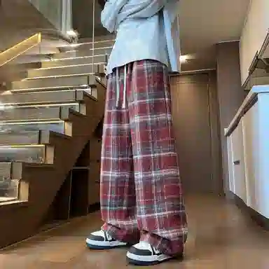 D&W Classic Christmas Red Plaid Sweatpants