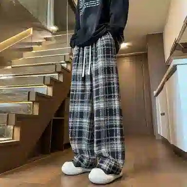 D&W Classic Christmas Red Plaid Sweatpants