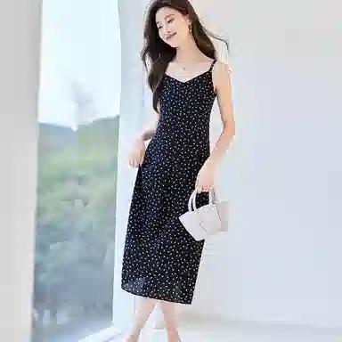 曲韩 法式碎花显瘦中长裙子气质时尚夏季吊带连衣裙 女款 花色