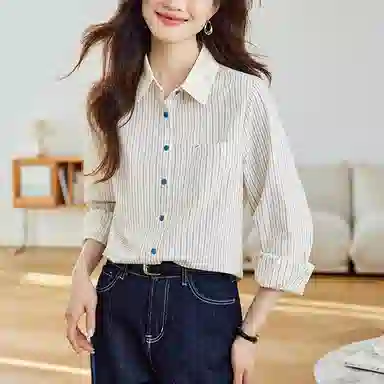 曲韩 条纹口袋翻领上衣时尚通勤宽松纯棉春季长袖衬衫 女款 米杏条