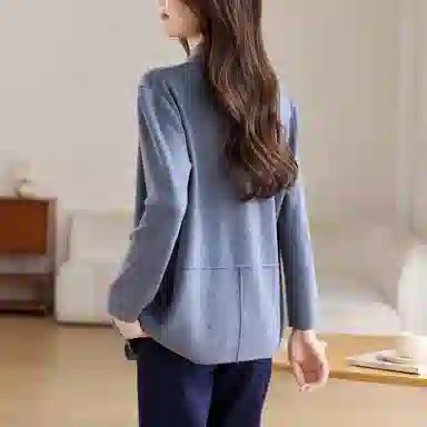 曲韩 简约休闲双排扣设计长袖截短外套 女款