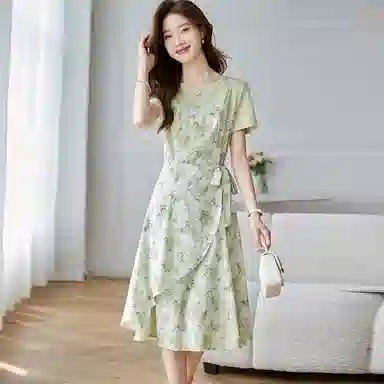 曲韩 简约碎花休闲短袖连衣裙 女款 绿色