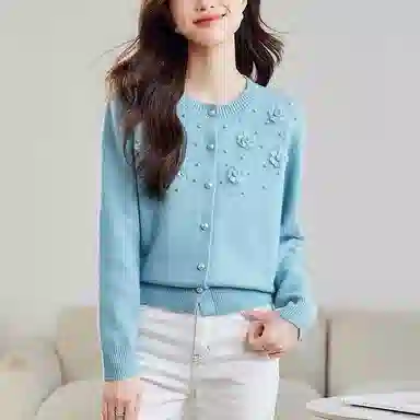 曲韩 圆领钉珠花朵舒适针织衫 女款