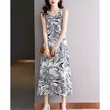 曲韩 斑马纹印花雪纺背心长裙子时尚洋气休闲夏季吊带连衣裙 女款 白色