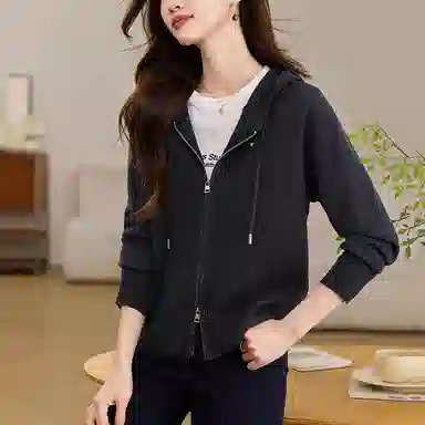 曲韩 时尚简约烫钻短款开衫外套连帽宽松长袖春秋针织衫 女款