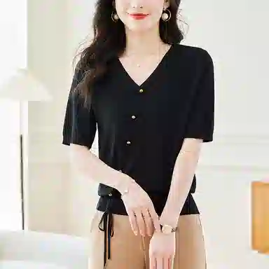 V T