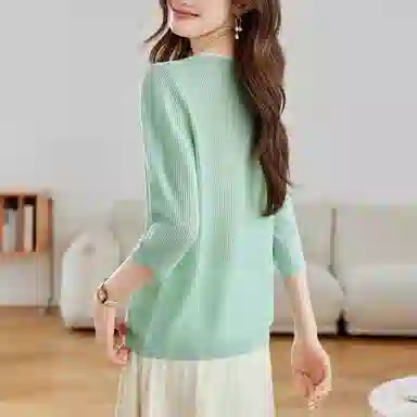 V