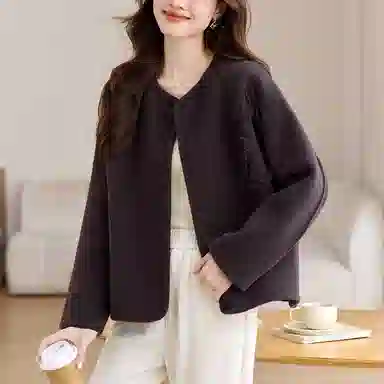 曲韩 纯色宽松显瘦百搭简约休闲长袖截短外套 女款
