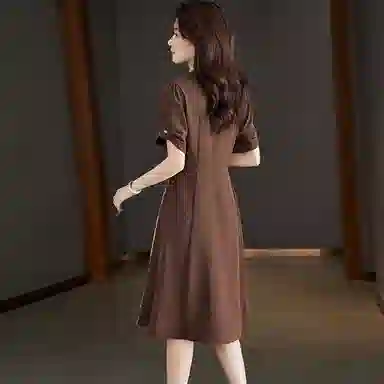 曲韩 宽松简约休闲短袖连衣裙 女款