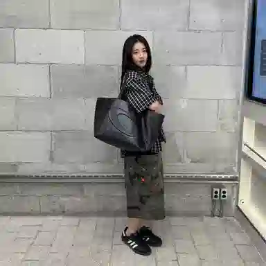 VULCAN STORE Logo PU Tote