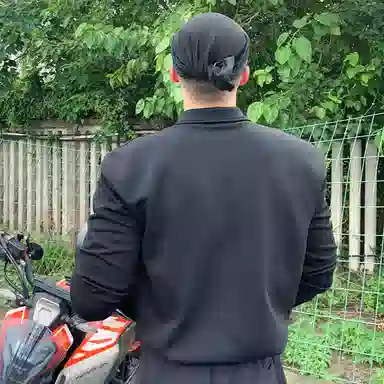 FORIDER Vintage Logo Sweatshirt