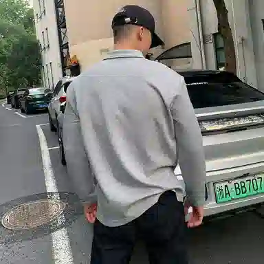 FORIDER Vintage Logo Sweatshirt