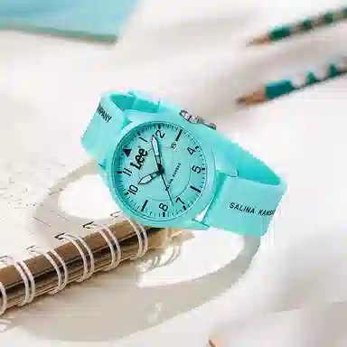 Lee Watch