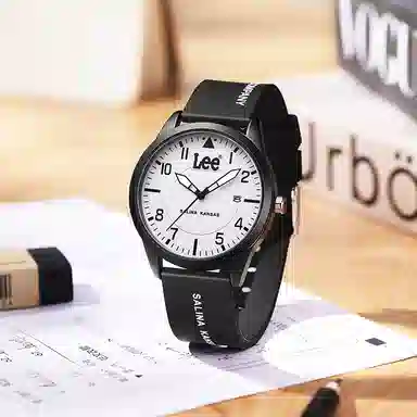 Lee Watch