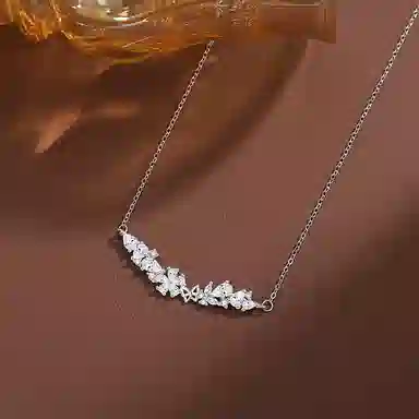 【S999纯银】 六桂福珠宝 微笑紫藤花项链气质百搭轻奢小众高级精致优雅满钻大气时尚简约 足银 锁骨链 女款