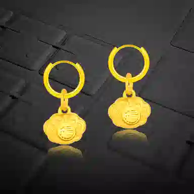 999