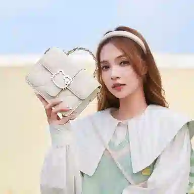MESUCA Sanrio kitty PU