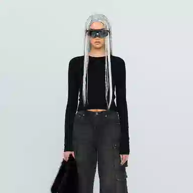 SMFK Compass Hug Black